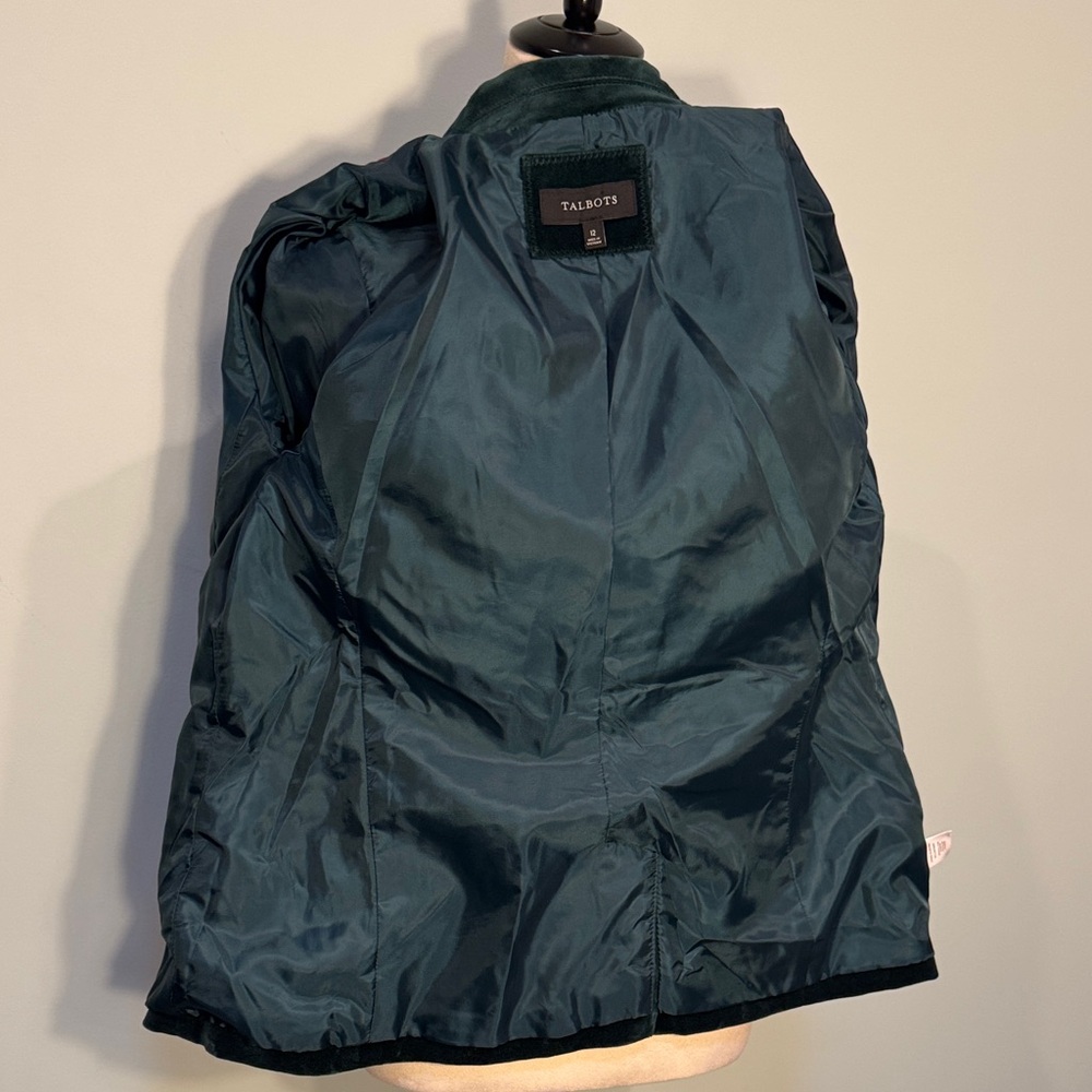 Talbots Velvet Blazer in Forest Green Size 12- small flaw - Picture 9 of 10